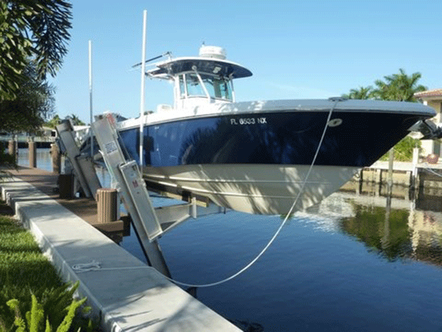 buying a boat lift